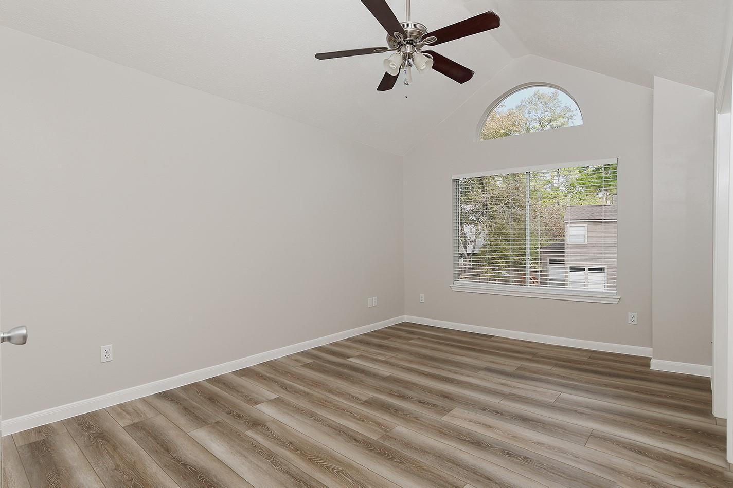 31 N Rushwing Circle