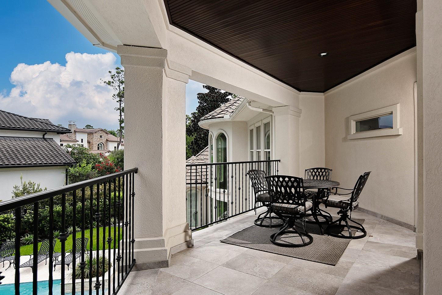 71 N Lamerie Way