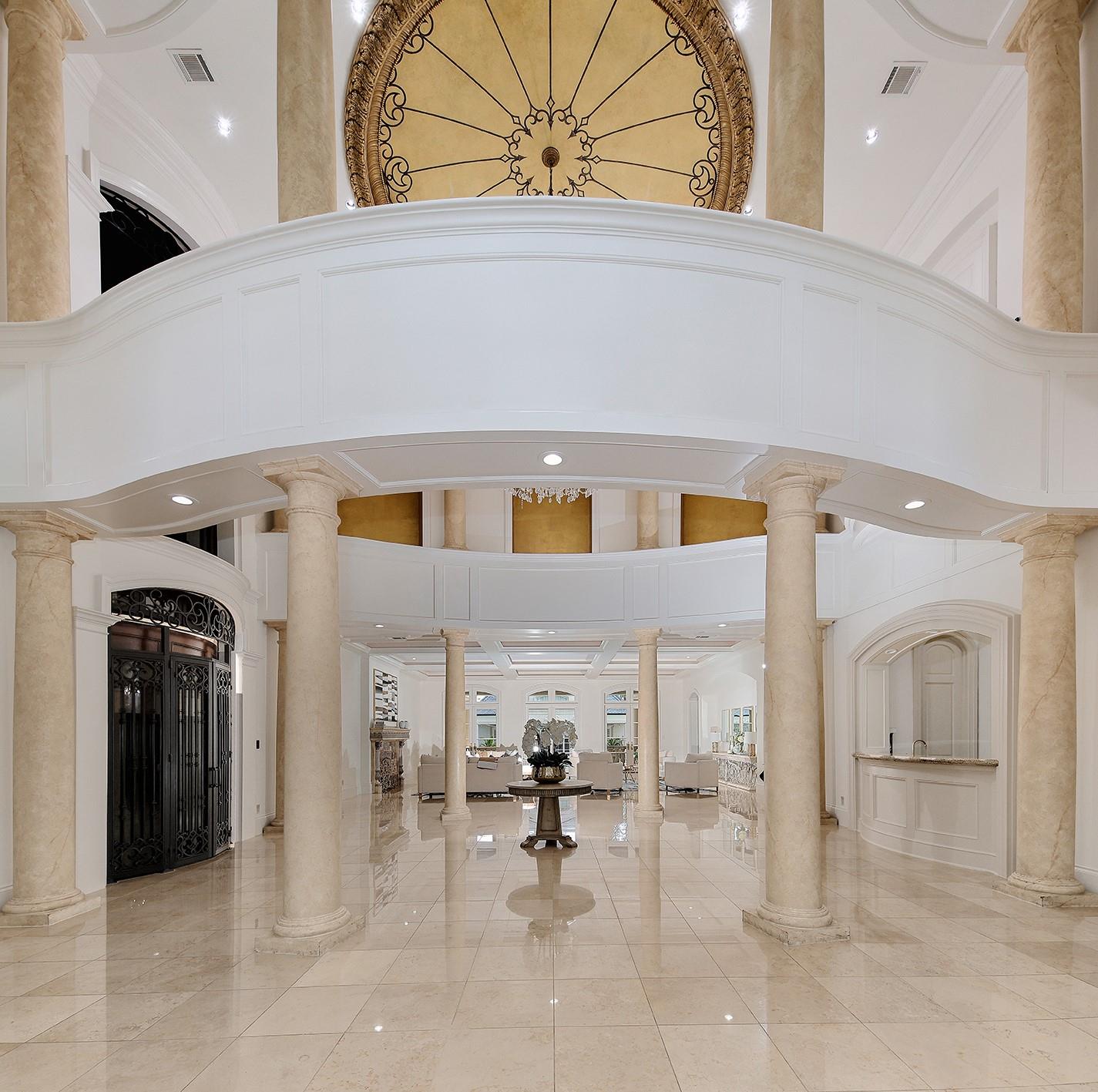 88 W Grand Regency Circle