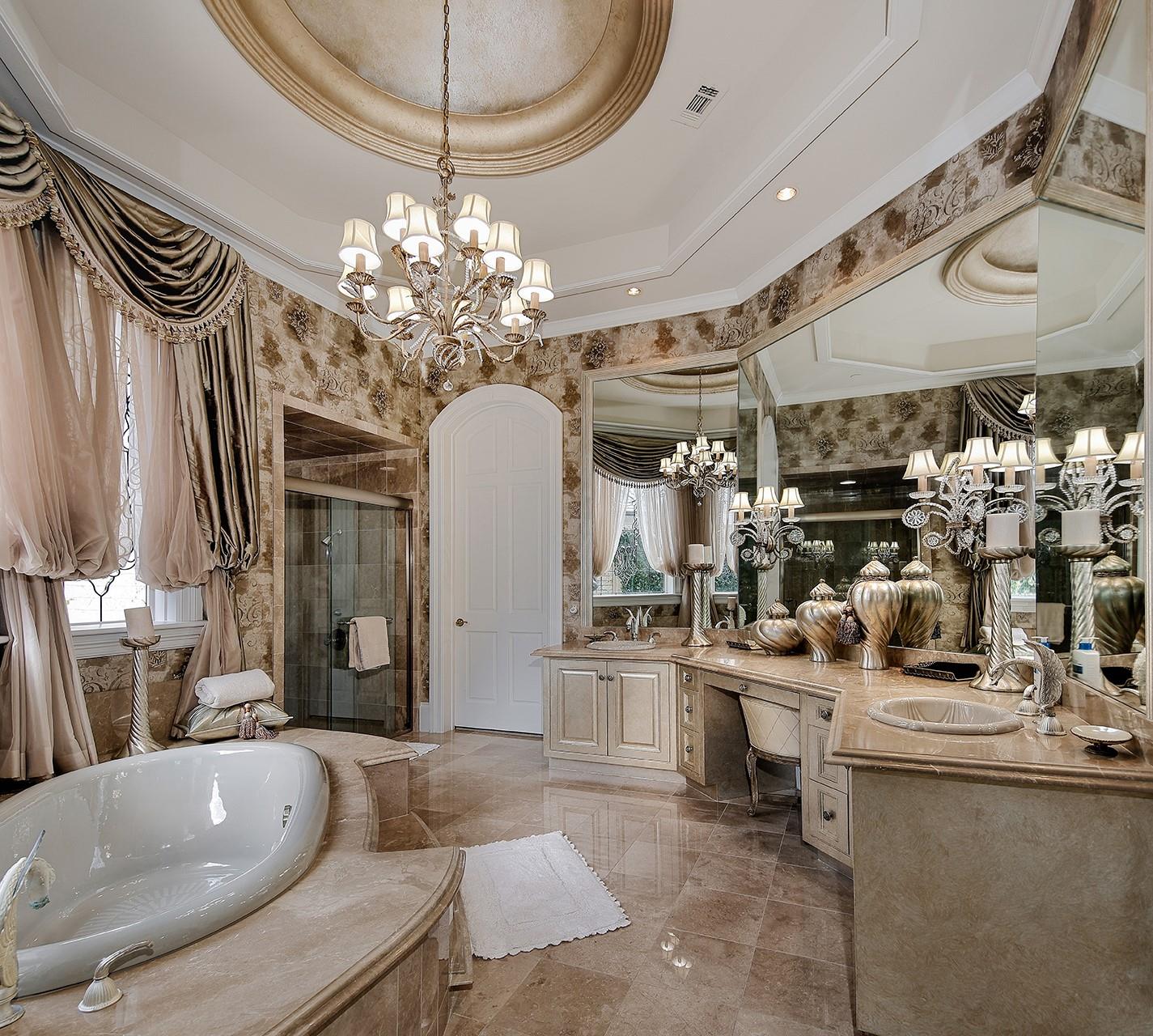 88 W Grand Regency Circle