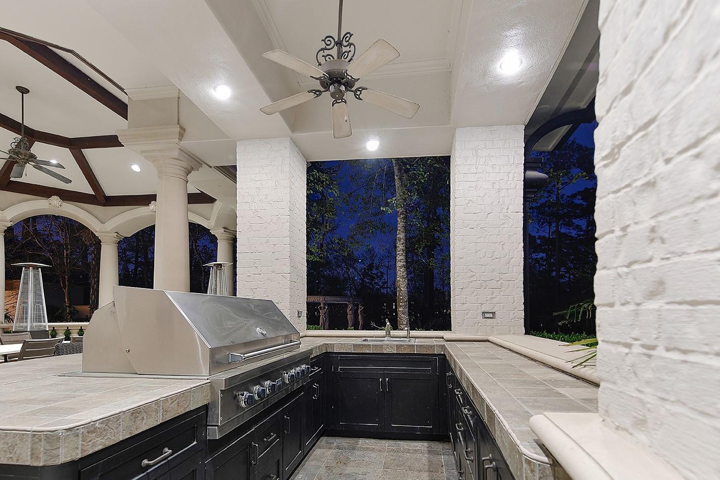 88 W Grand Regency Circle