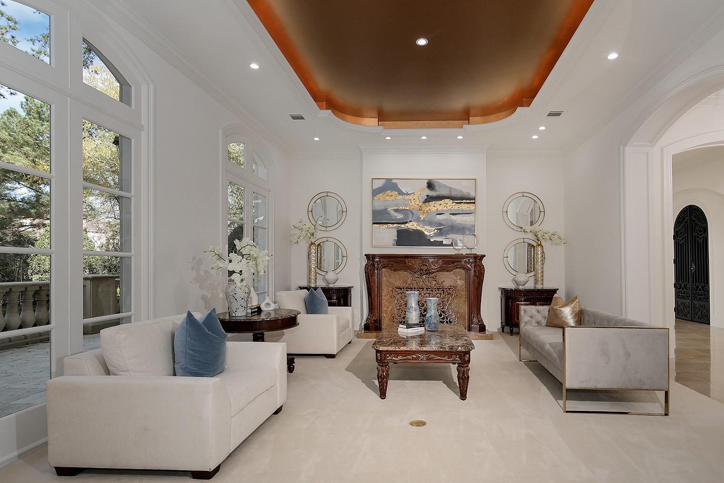 88 W Grand Regency Circle