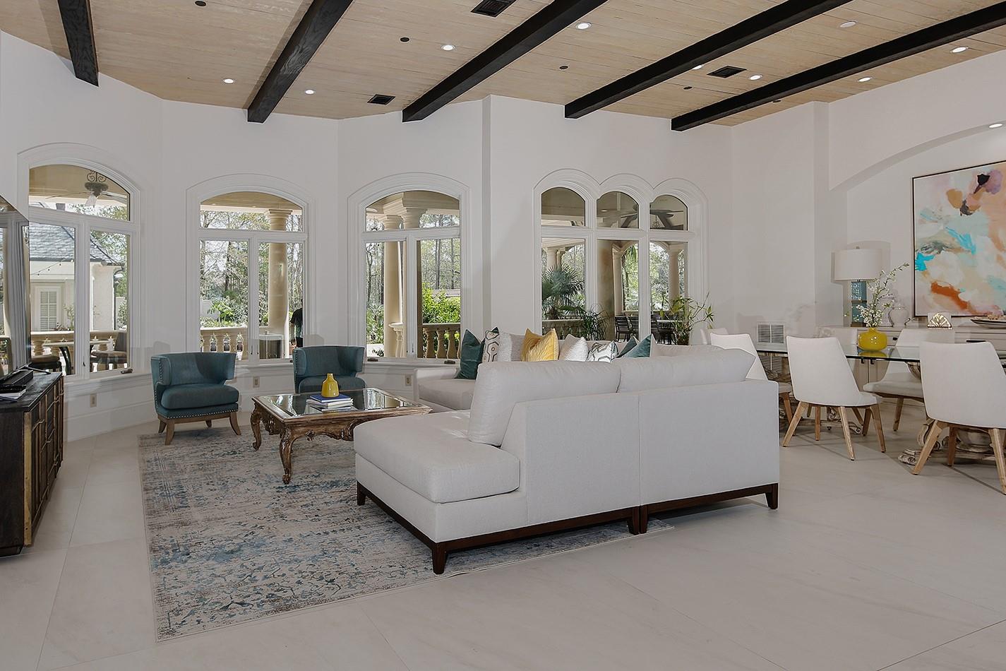 88 W Grand Regency Circle