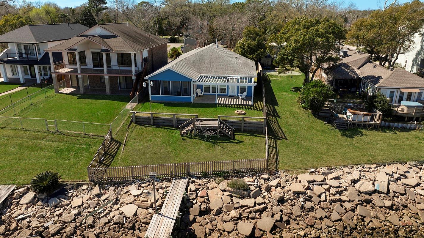 3723 Bayshore Drive