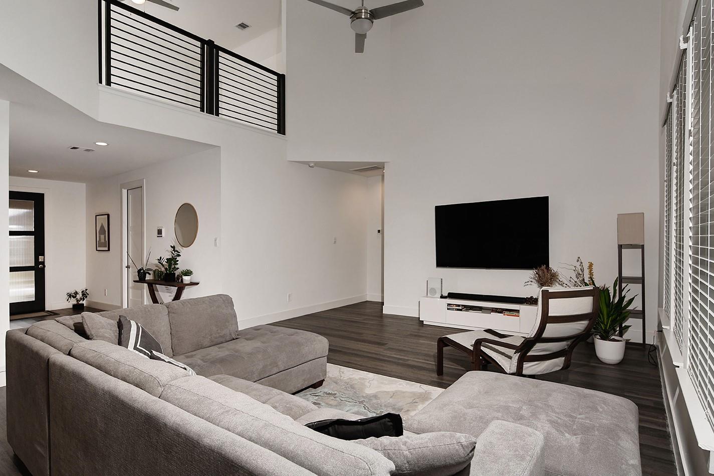 13769 Rising Sun Lane