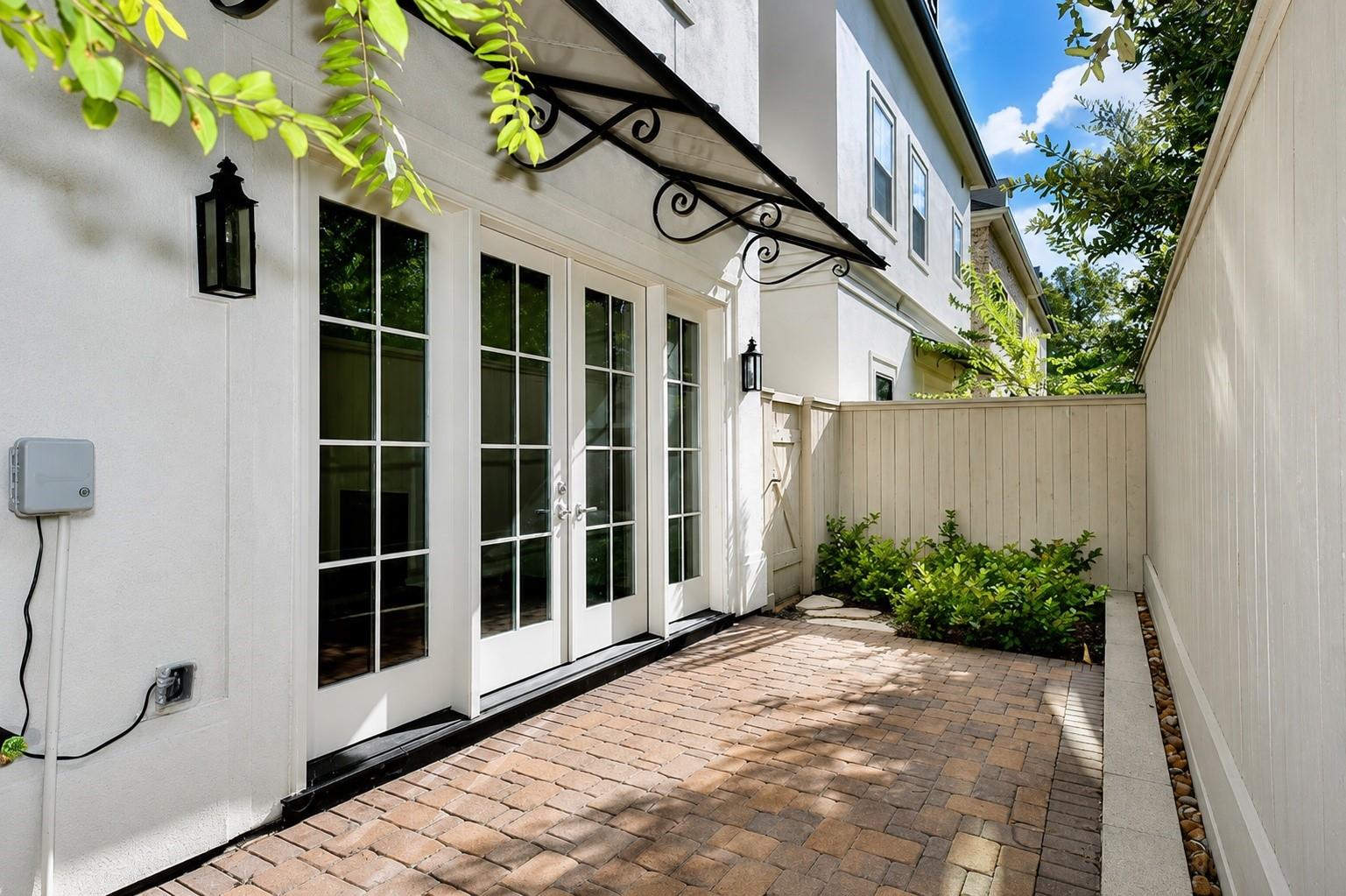 215 Willow Street