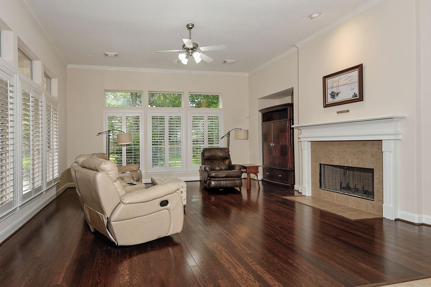 2 Bloomsbury Court