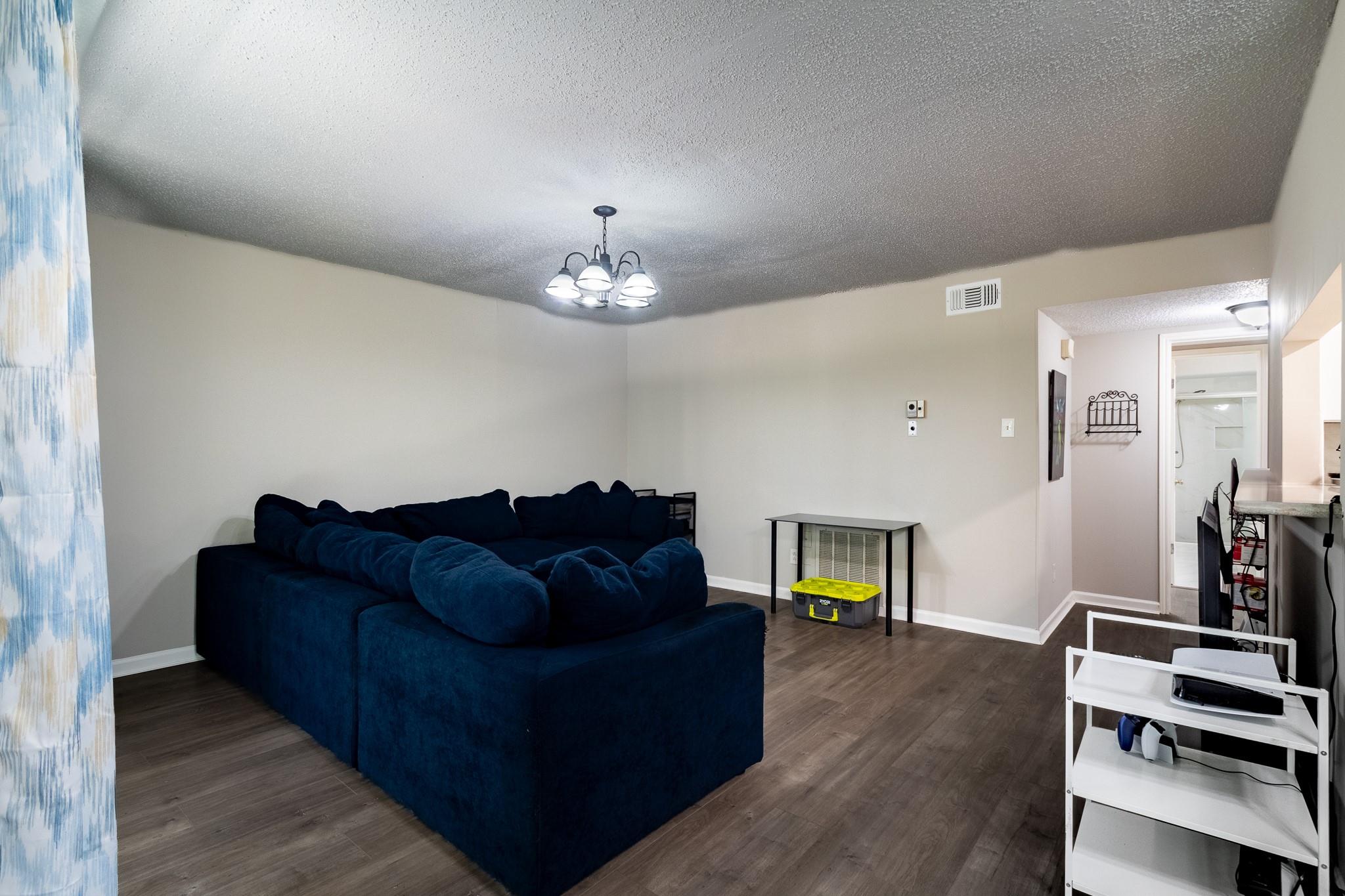 7900 Westheimer Road # 216