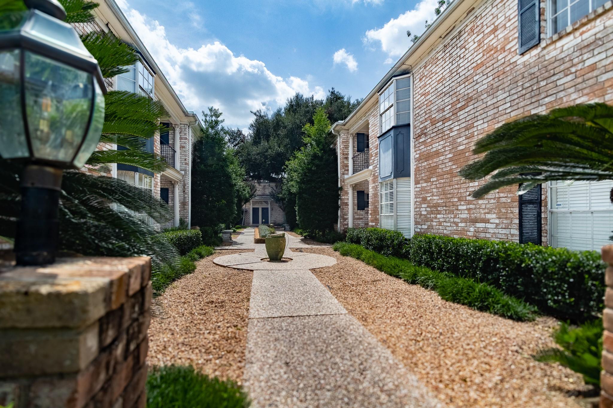 7900 Westheimer Road # 216