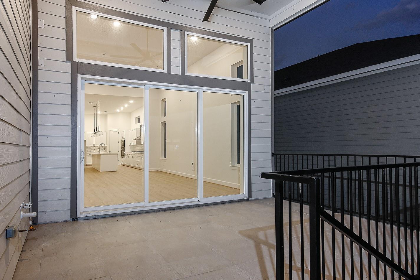 11021 N Lake Mist Lane