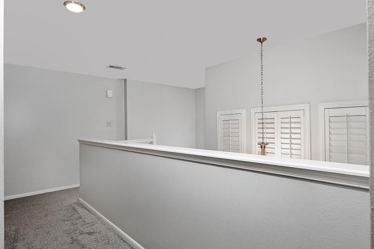 2619 Knollbrook Lane