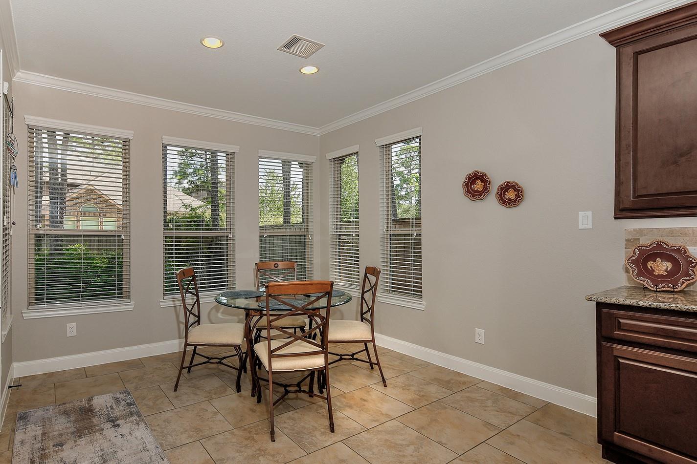 47 Canoe Bend Drive