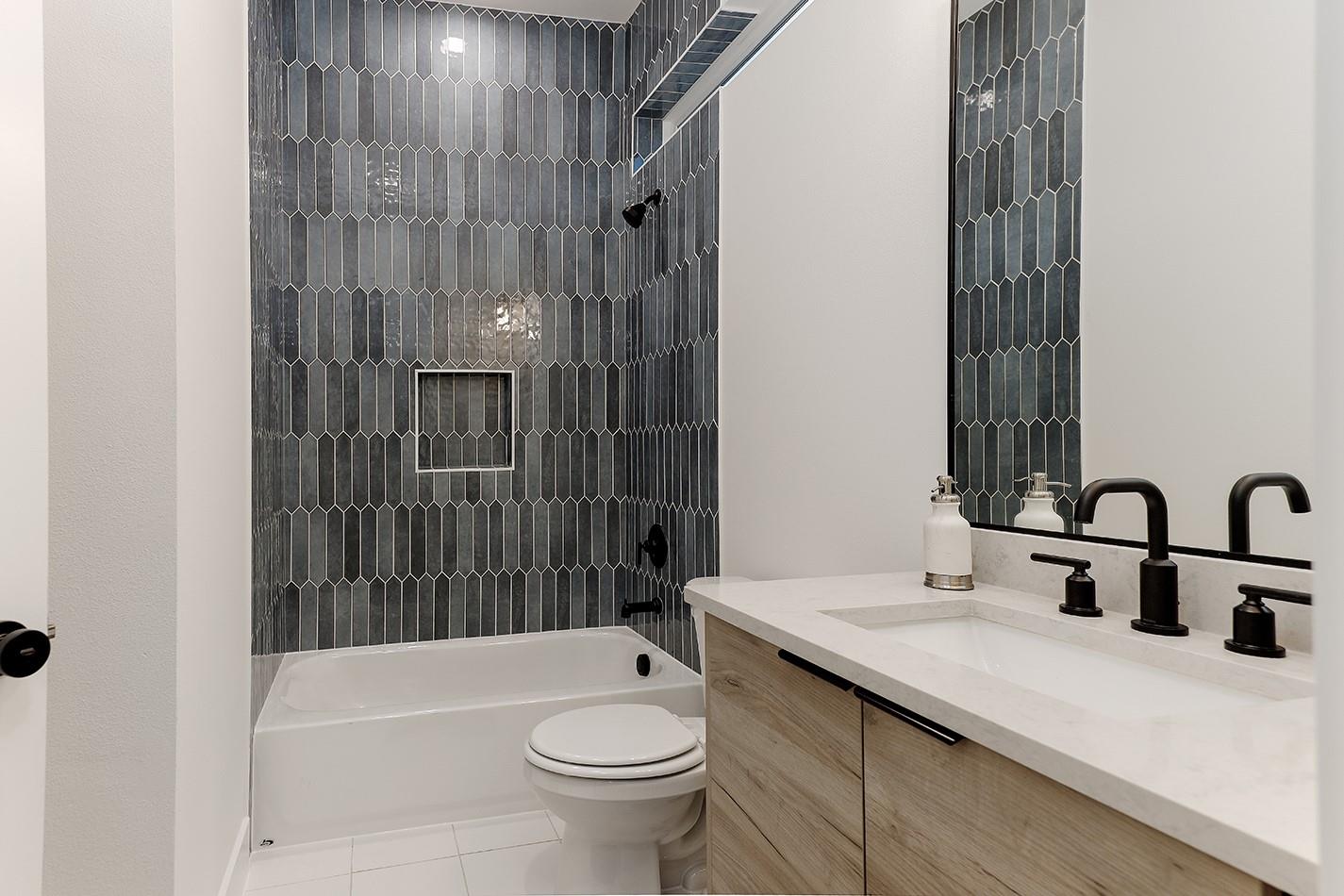 17819 S Blue Heron Circle