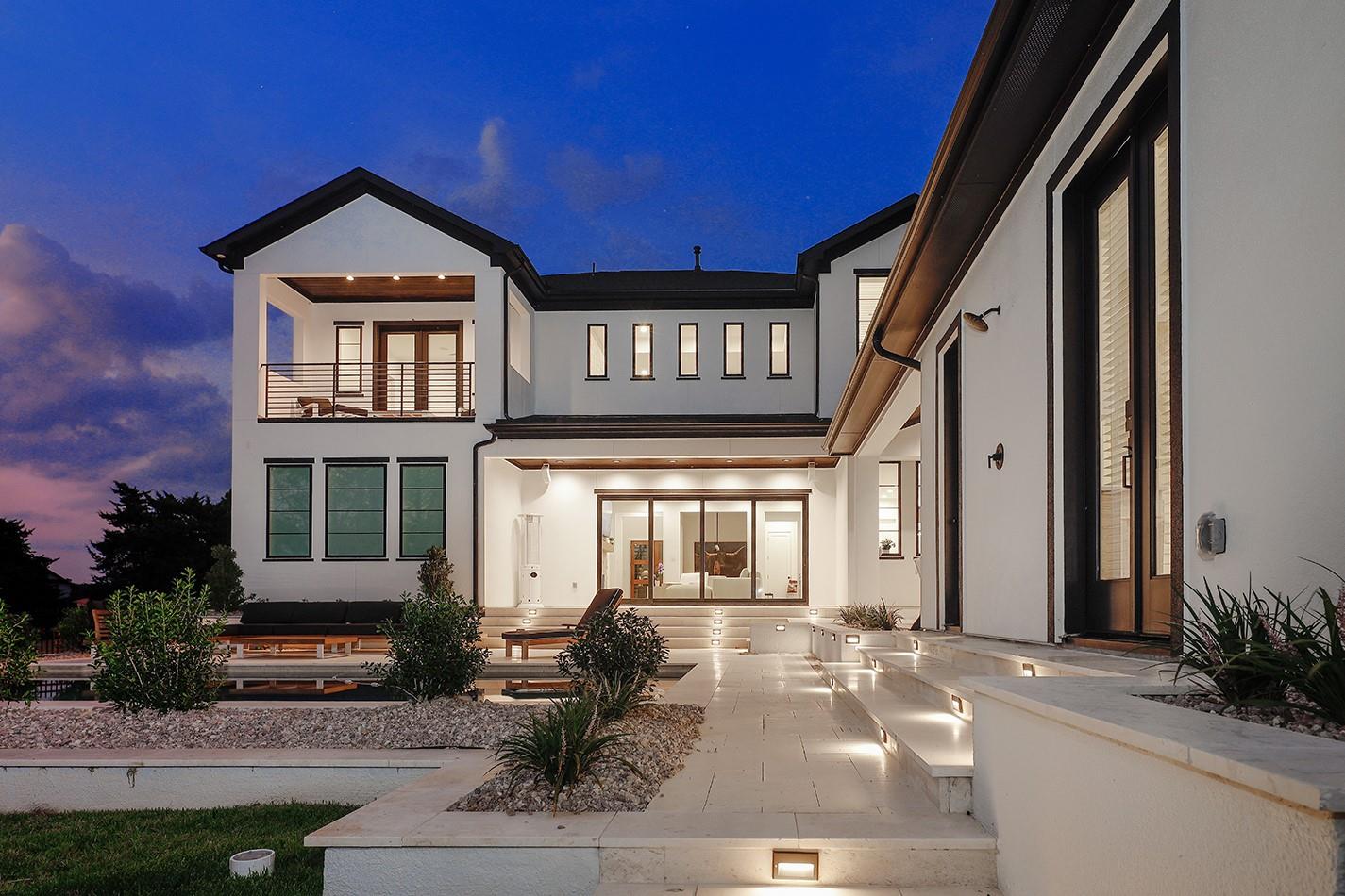 17819 S Blue Heron Circle