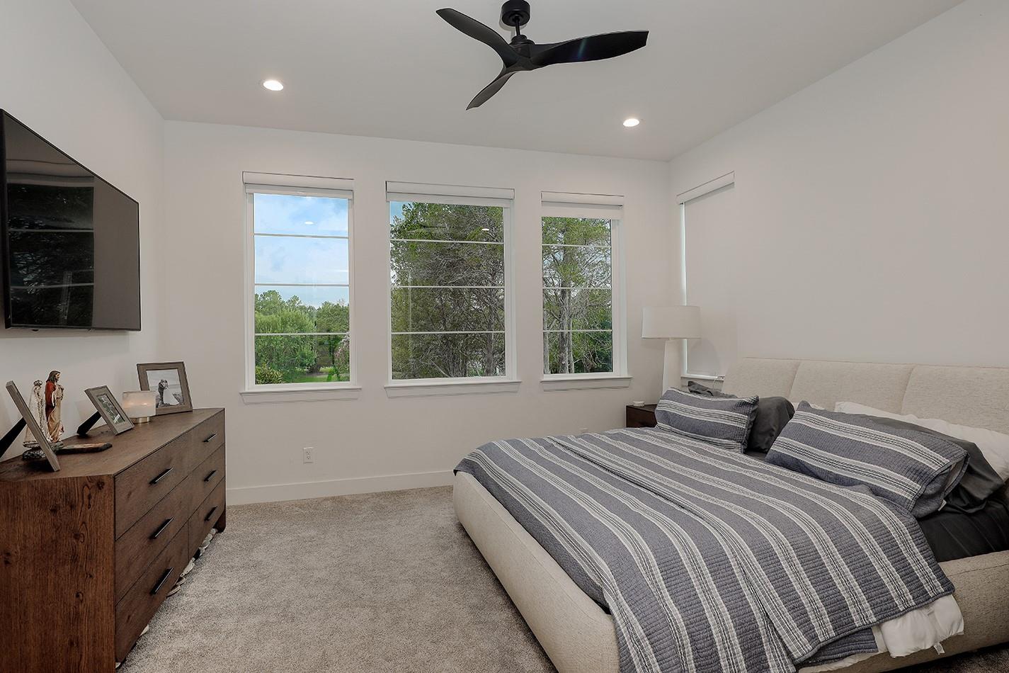 17819 S Blue Heron Circle