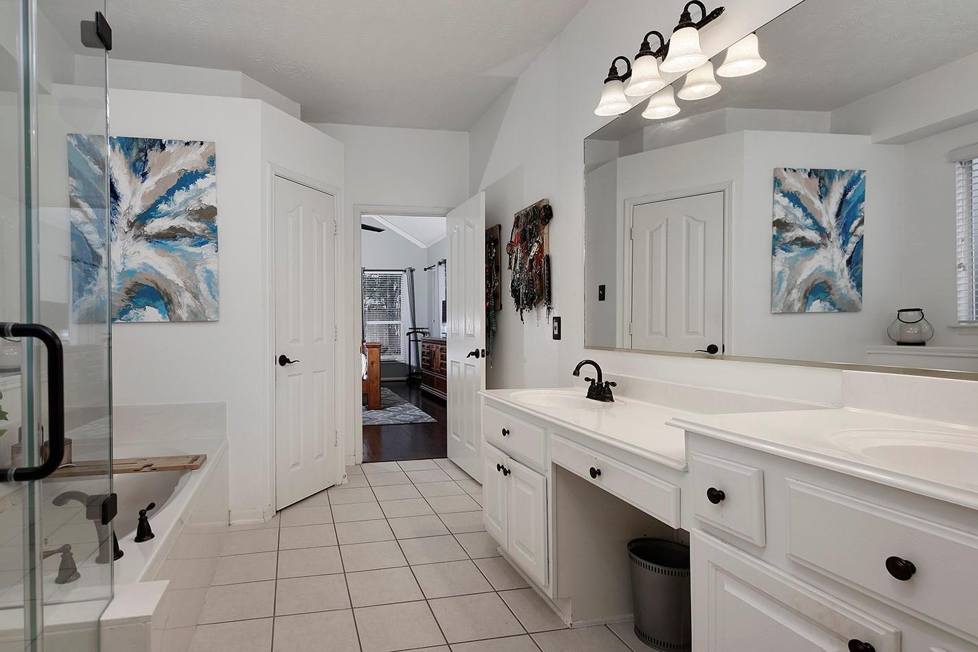 31 Bluff Creek Place