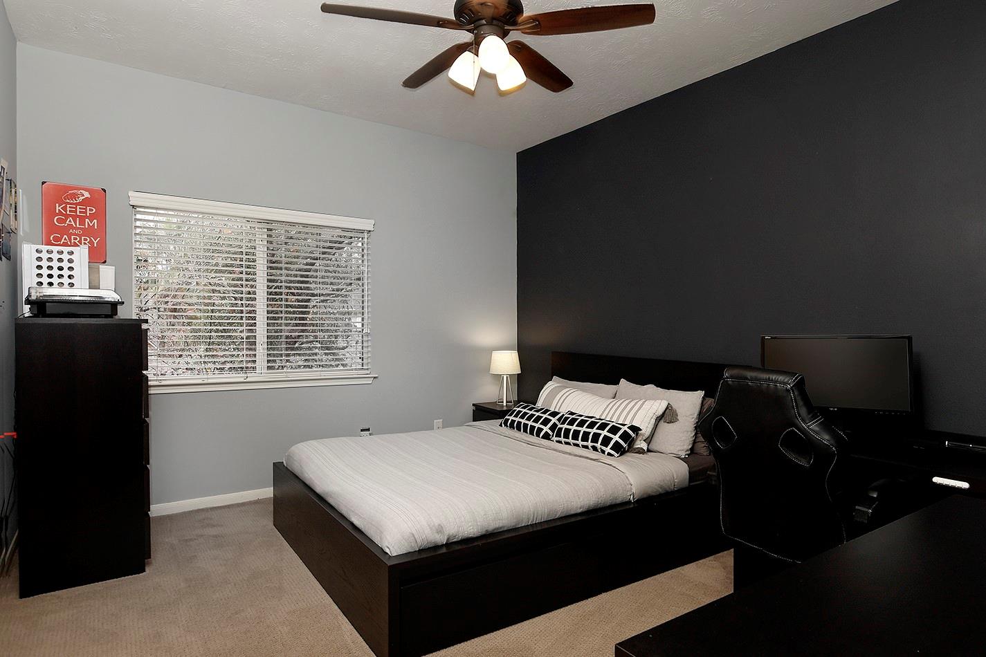 31 Bluff Creek Place