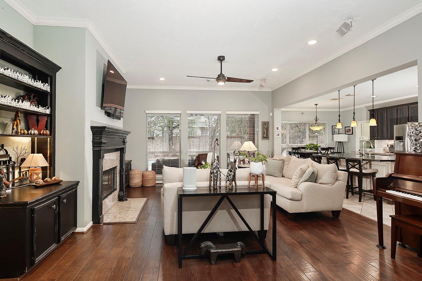 31 Bluff Creek Place