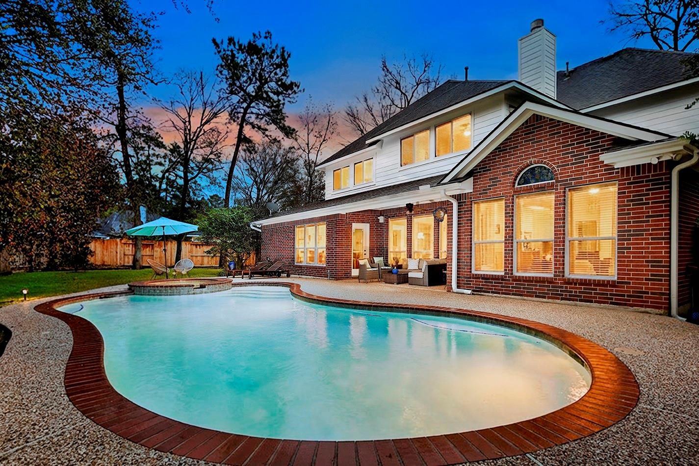 31 Bluff Creek Place