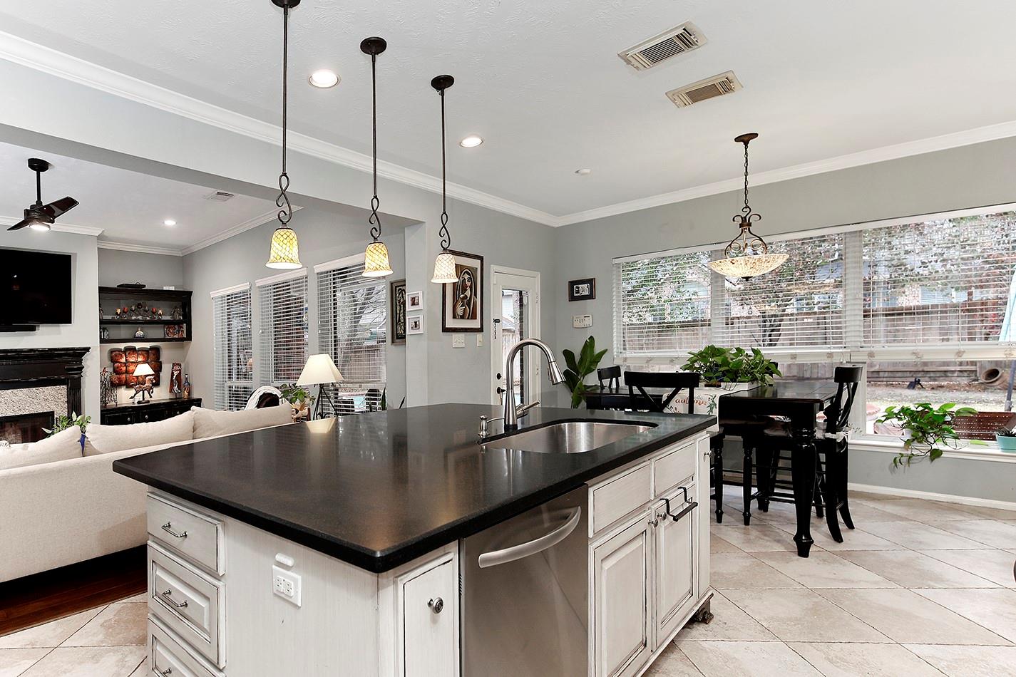 31 Bluff Creek Place