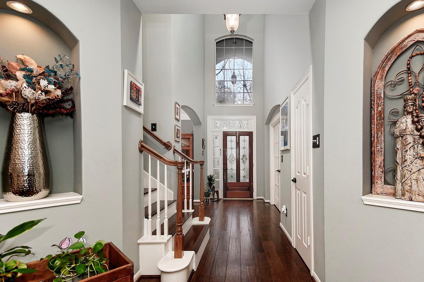 31 Bluff Creek Place