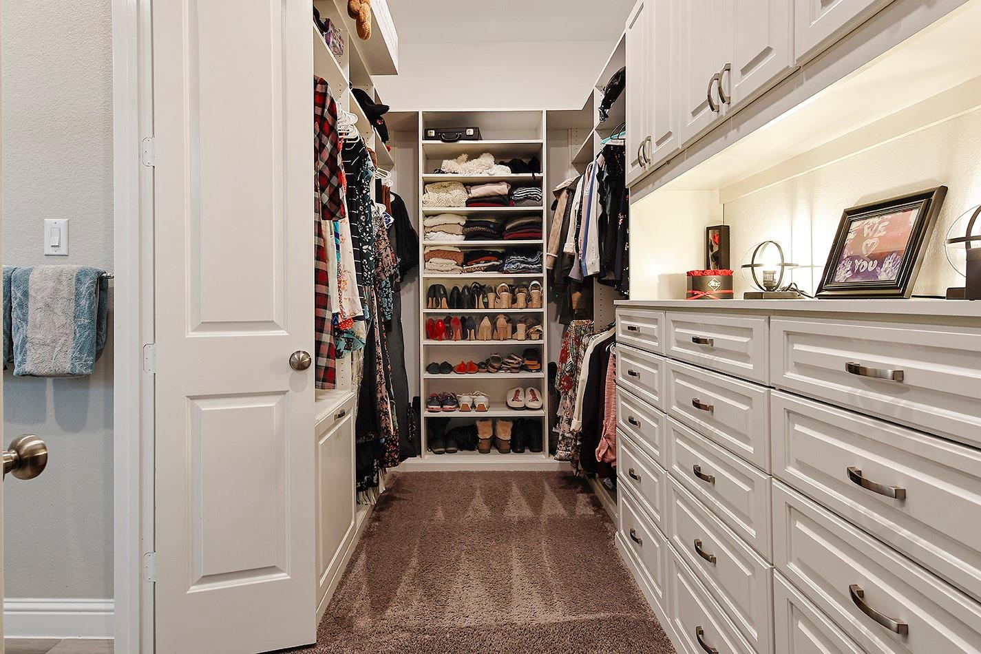 23415 Timberwood Grove Court