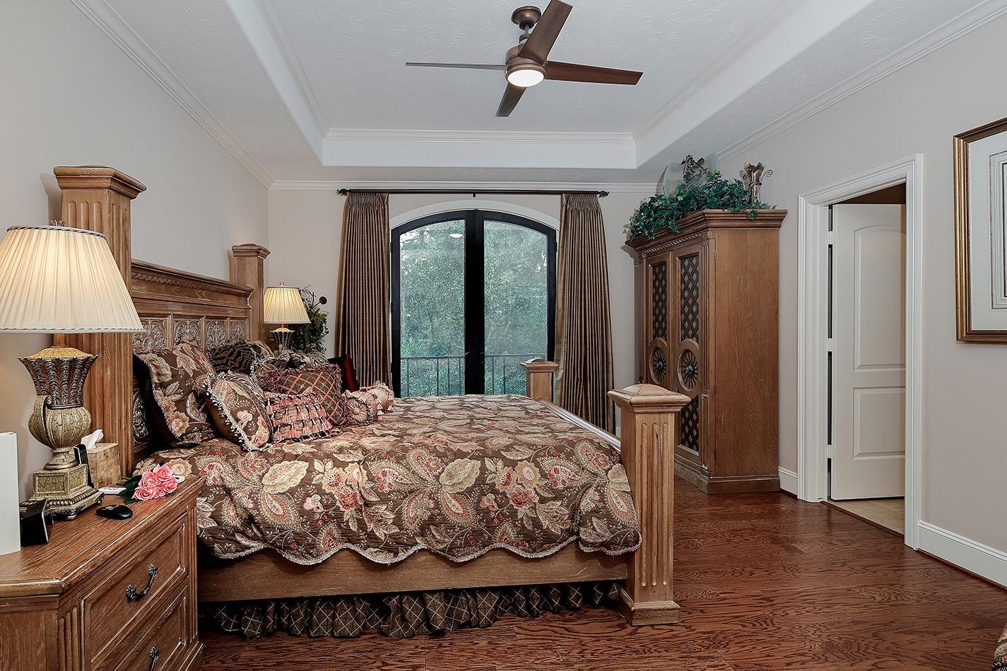 14 N Palmiera Circle