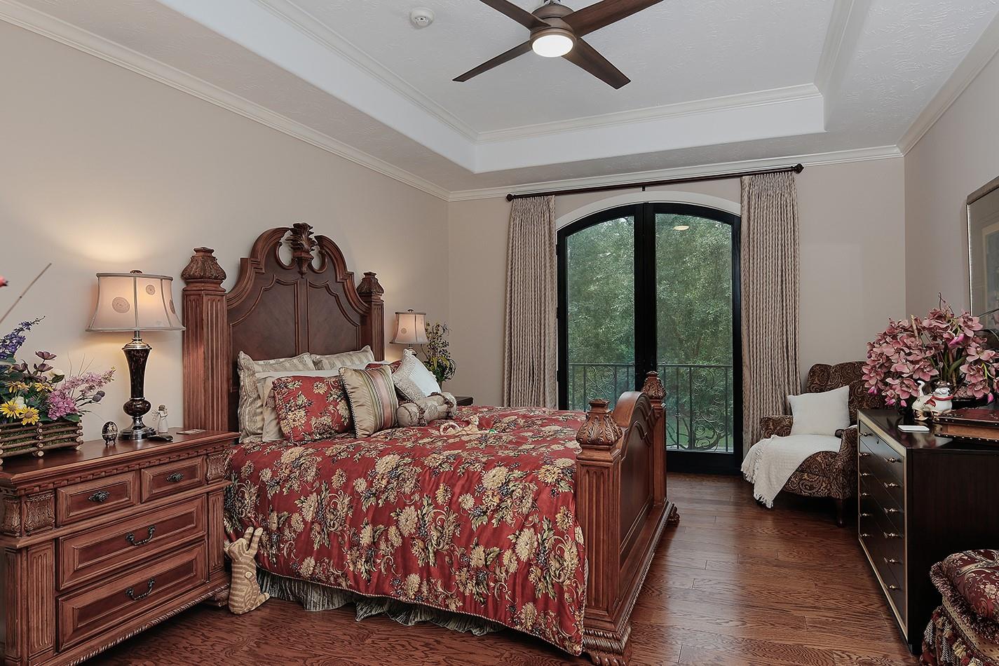 14 N Palmiera Circle