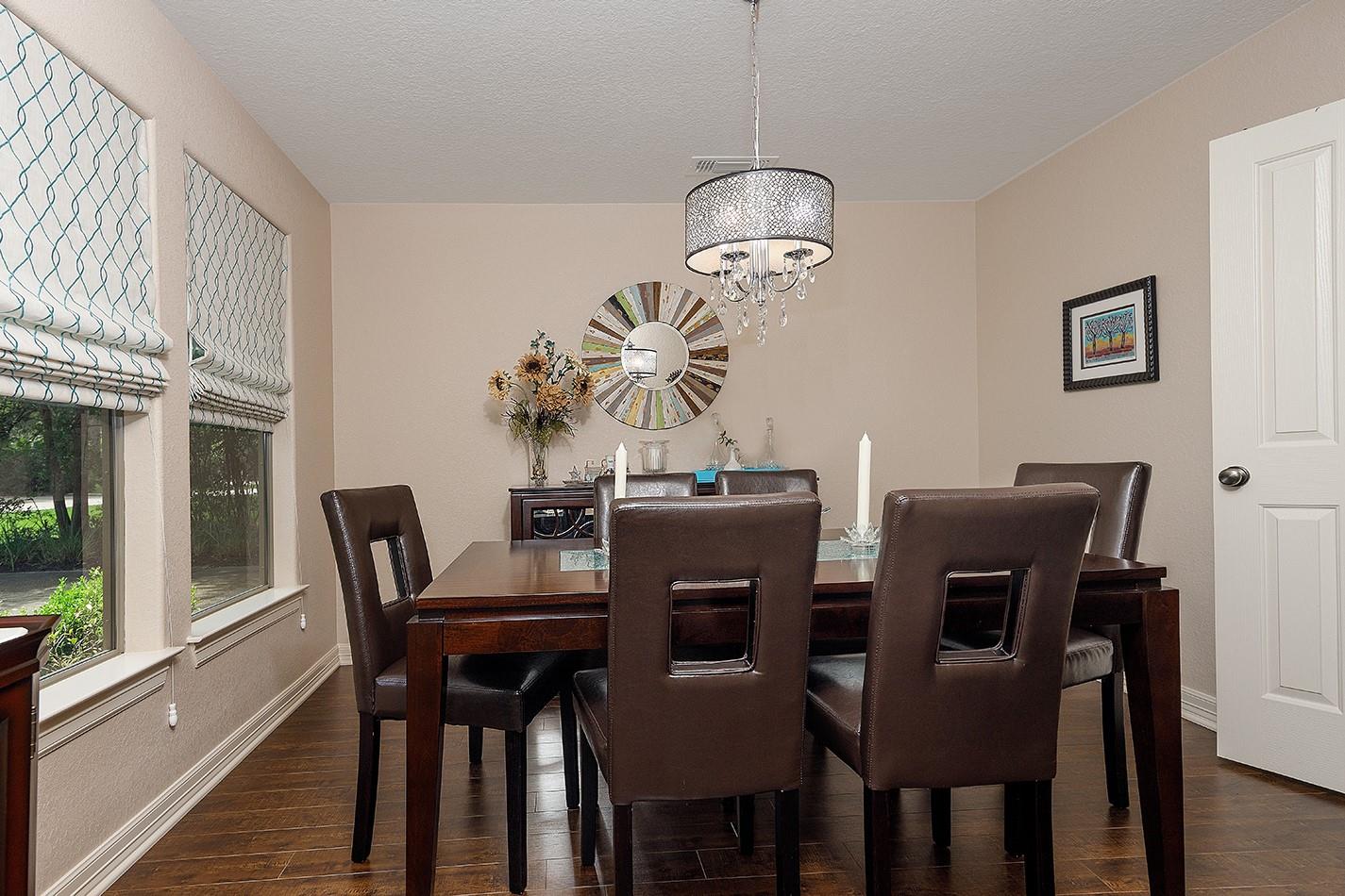 4 Postvine Court