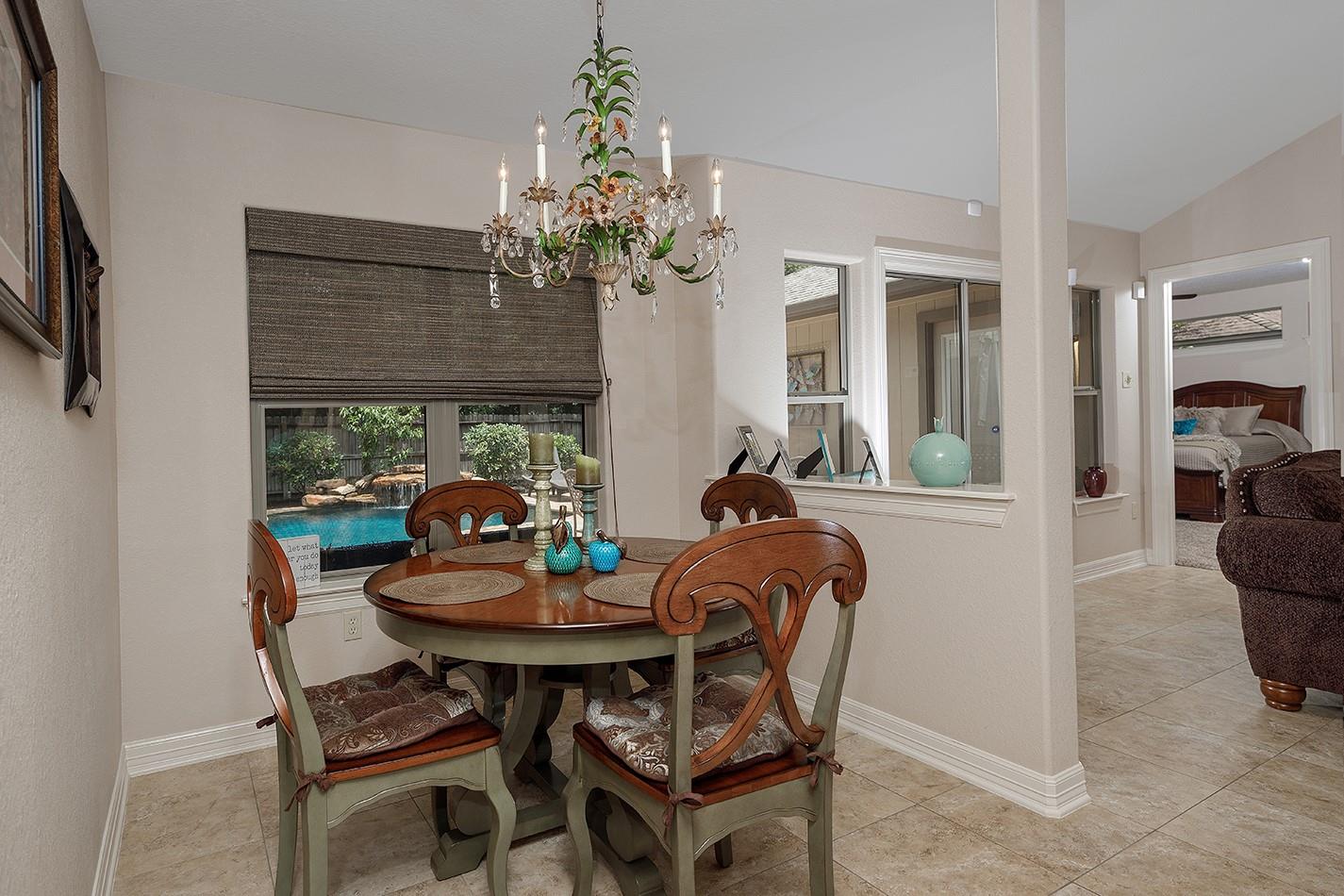 4 Postvine Court