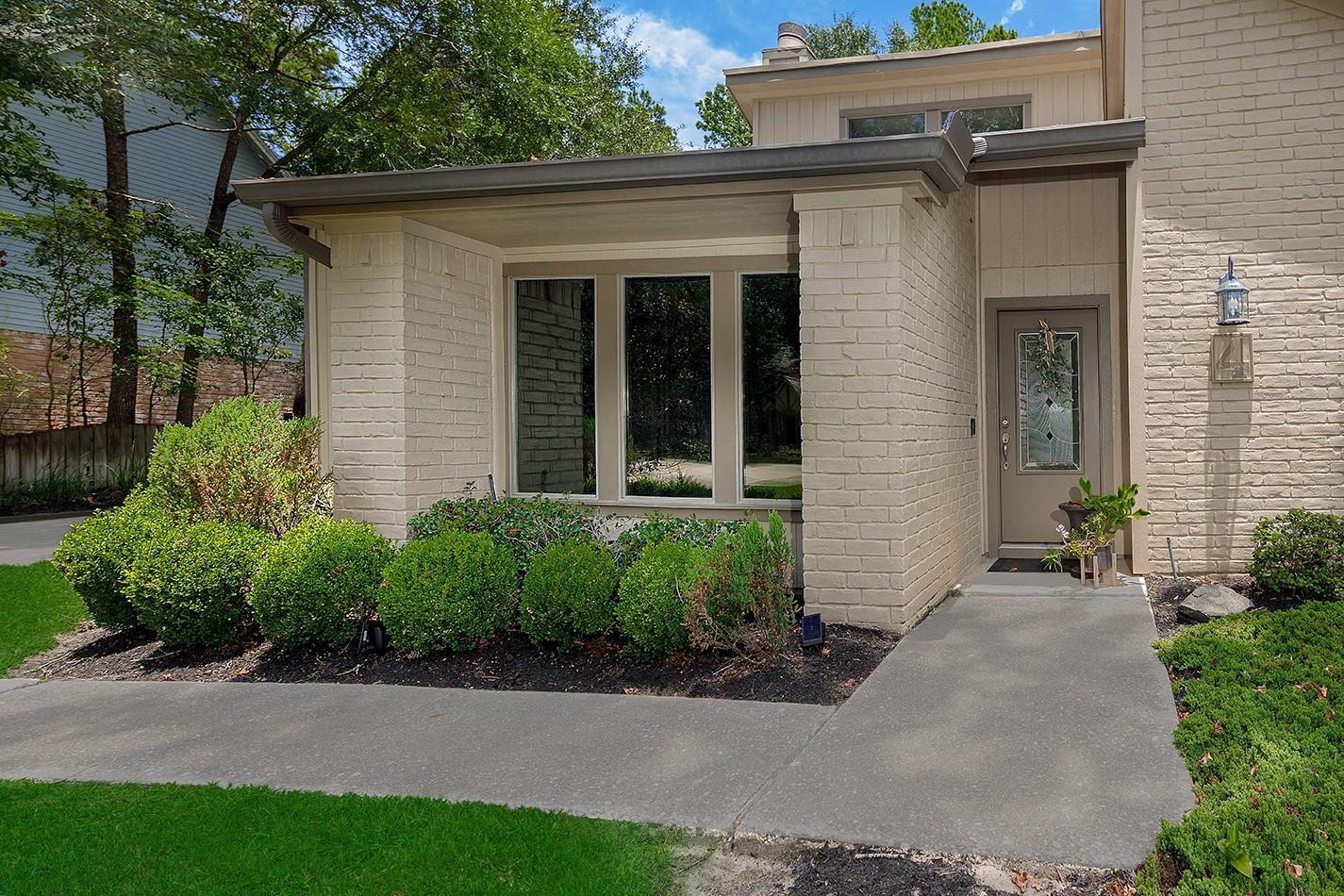 4 Postvine Court