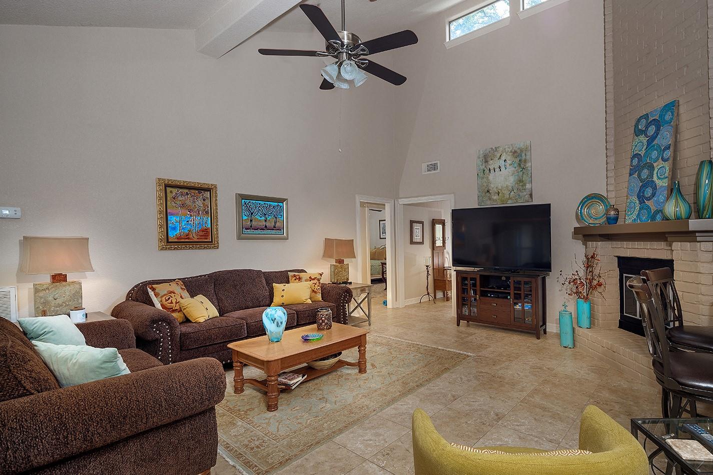 4 Postvine Court