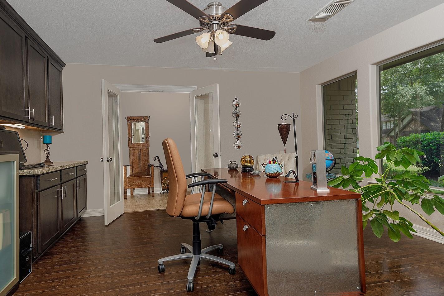 4 Postvine Court