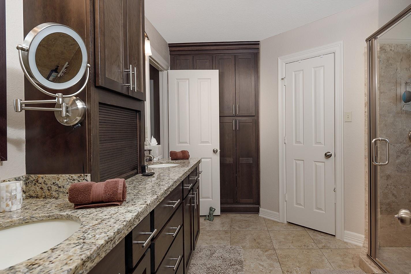 4 Postvine Court