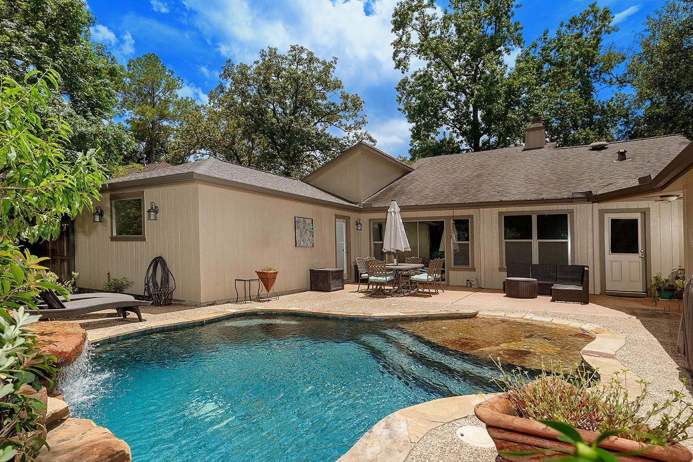 4 Postvine Court