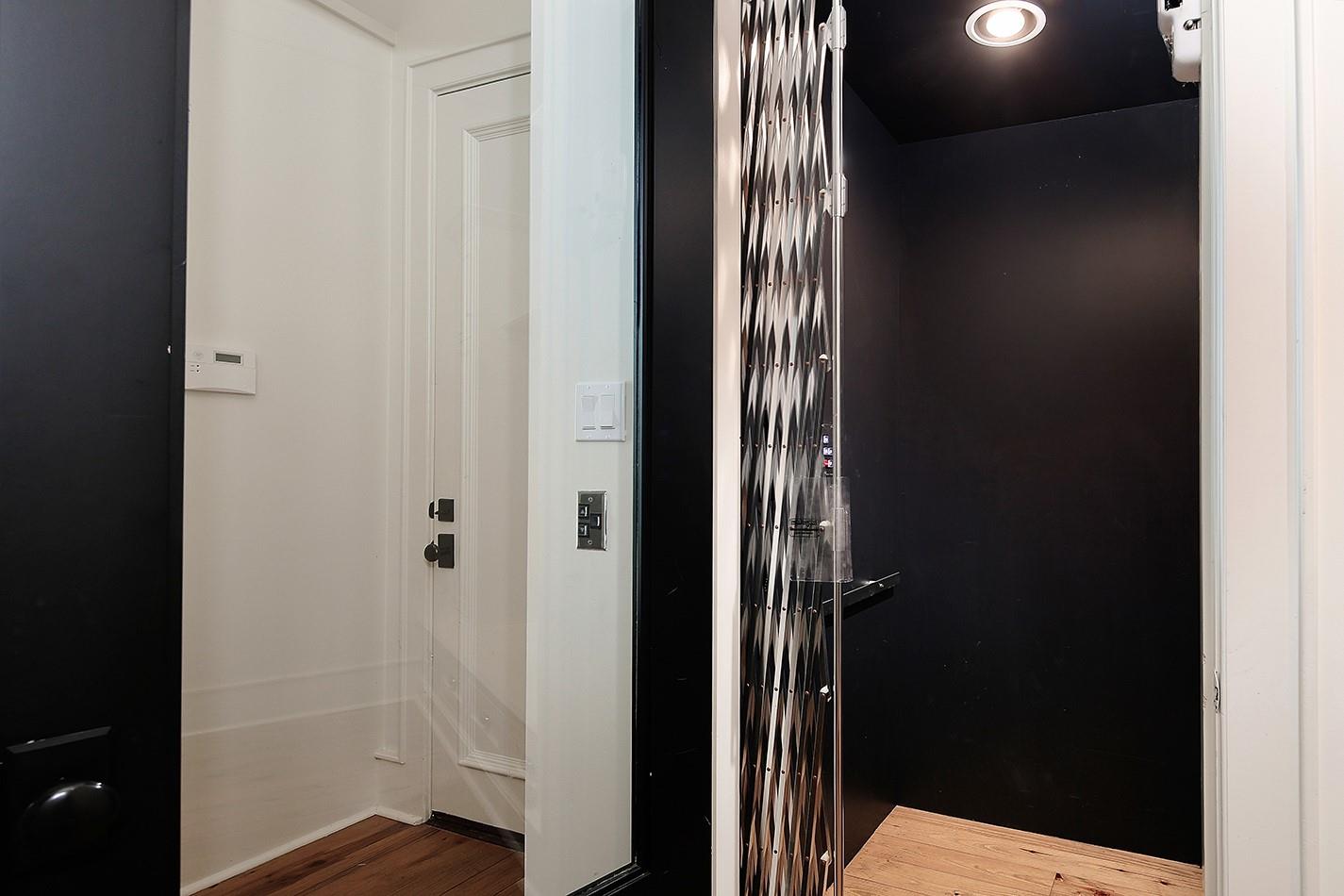 30 East Bay Boulevard