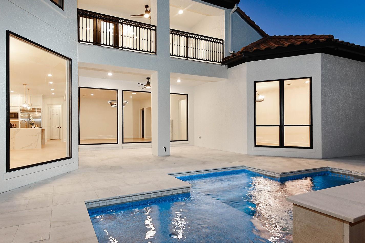 10 Libretto Court