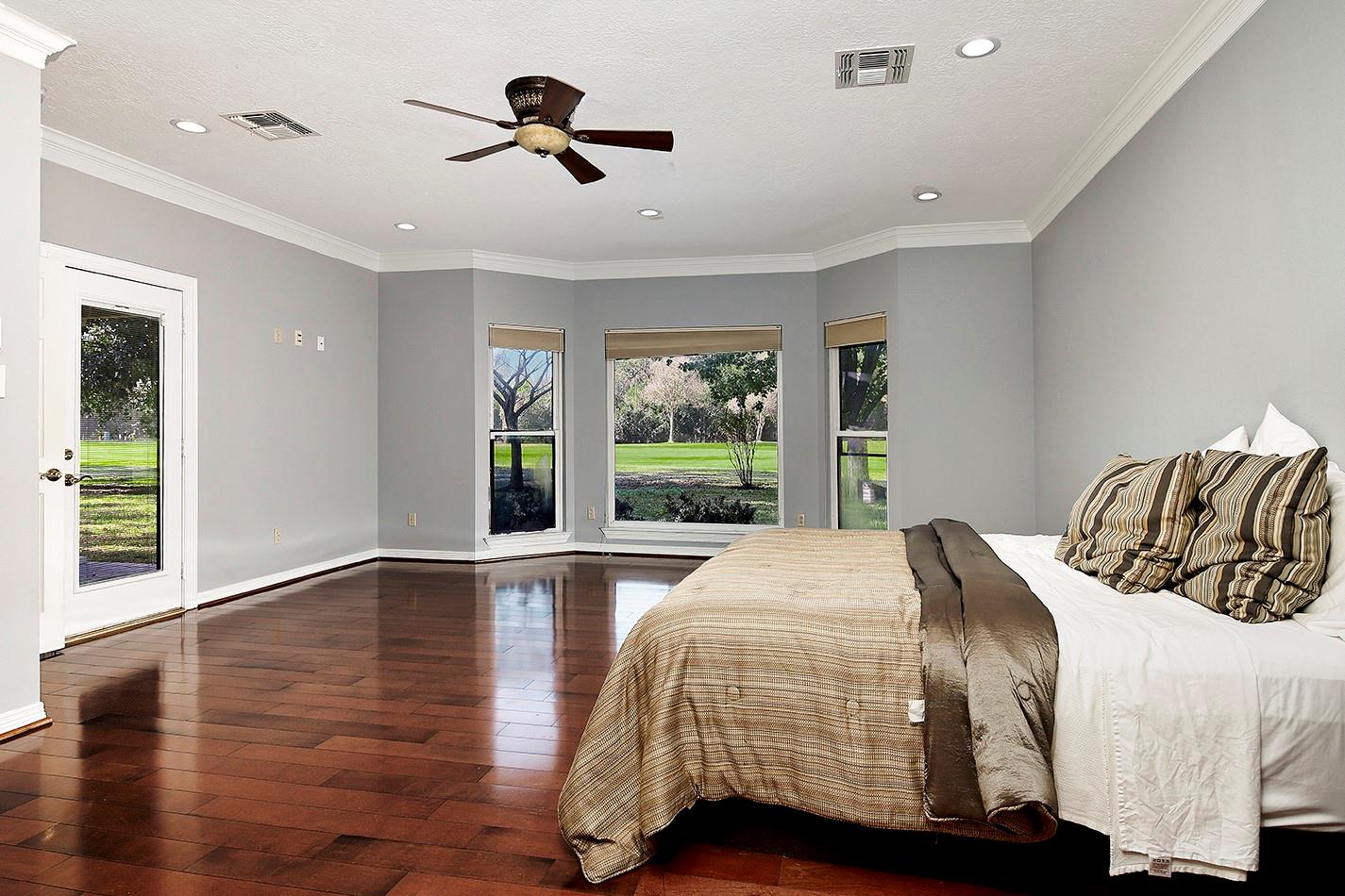 13115 Mission Valley Drive