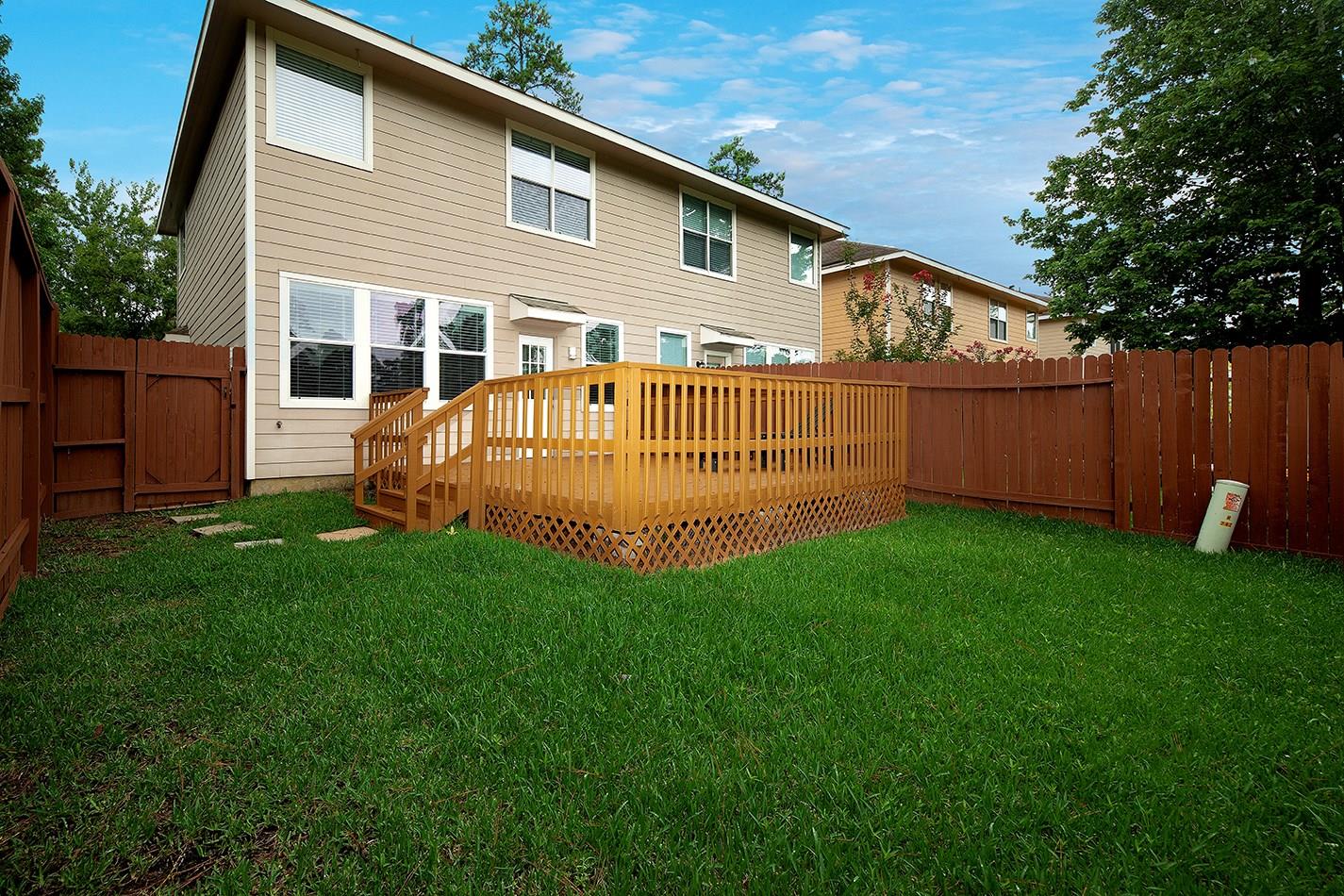 247 W Stedhill Loop