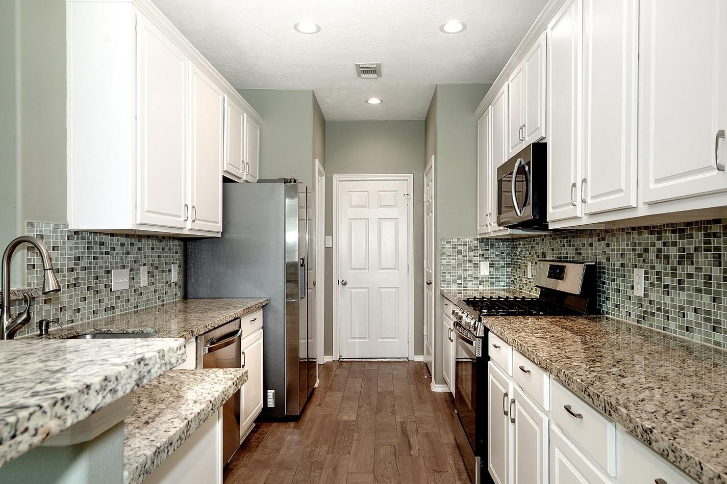 247 W Stedhill Loop