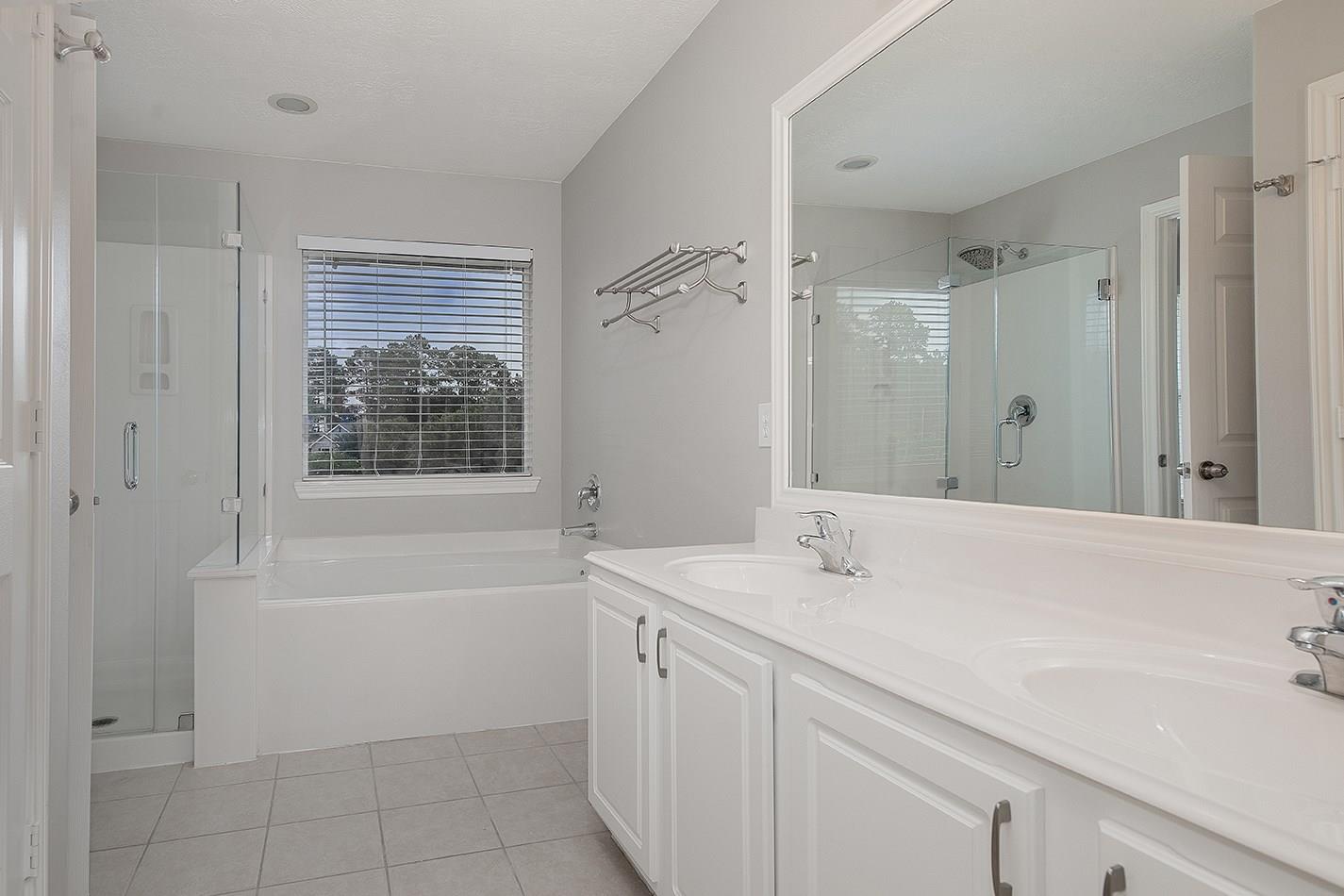 247 W Stedhill Loop