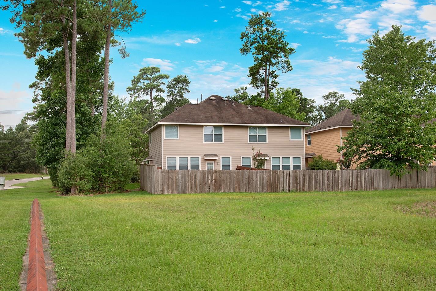 247 W Stedhill Loop