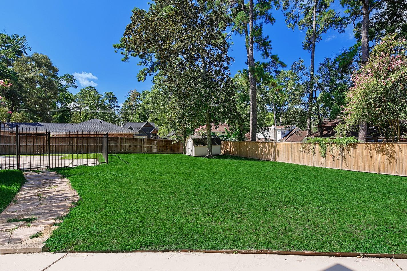112 Kirkwood Lane