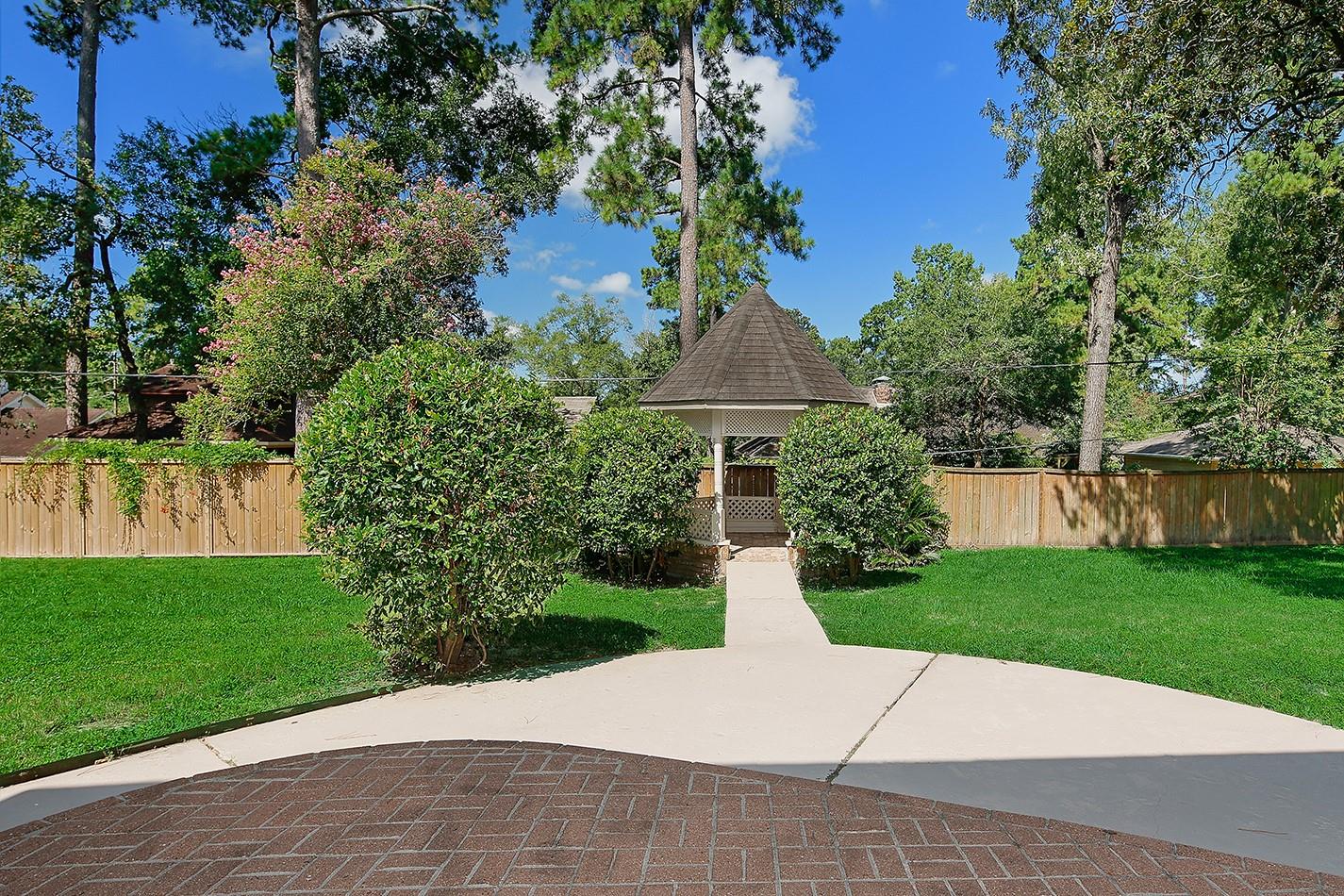 112 Kirkwood Lane