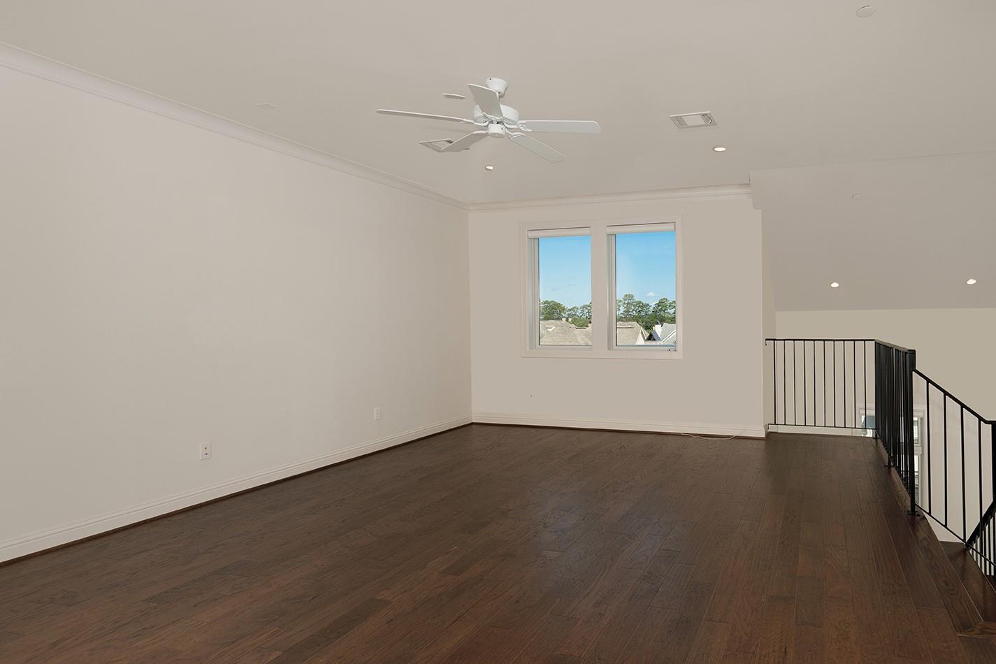2503 Lake Front Circle