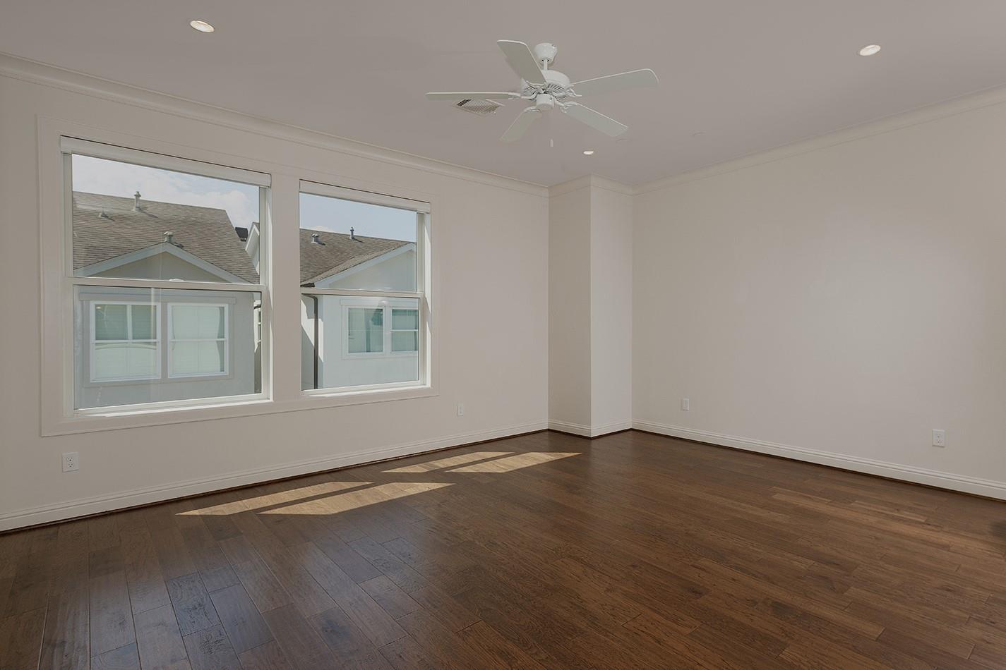 2503 Lake Front Circle