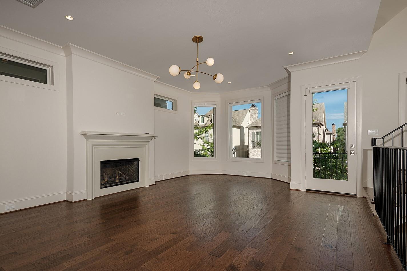 2503 Lake Front Circle