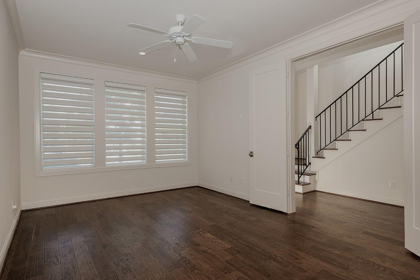 2503 Lake Front Circle