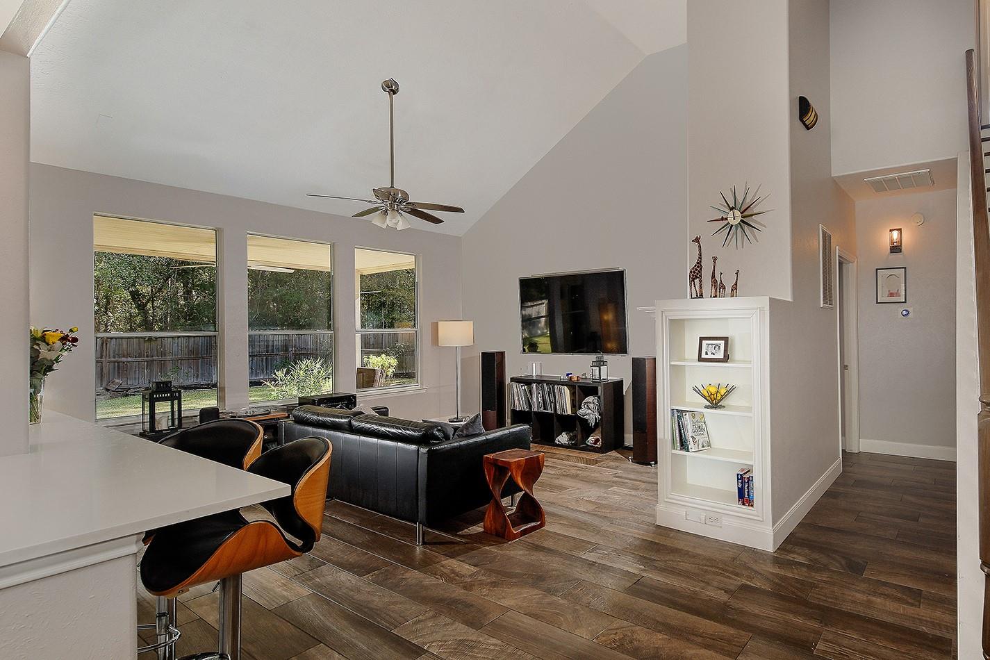 10 Acacia Park Place