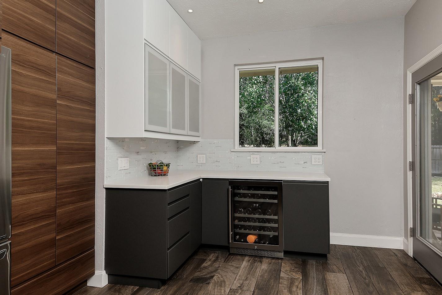 10 Acacia Park Place